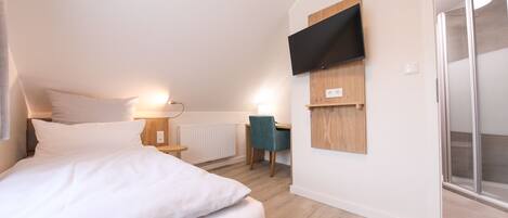 Superior Single Room | Premium bedding, soundproofing, free WiFi