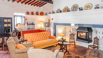 Smart TV, fireplace, foosball, table tennis