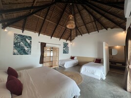 Beachfront Bungalow | Free WiFi, bed sheets