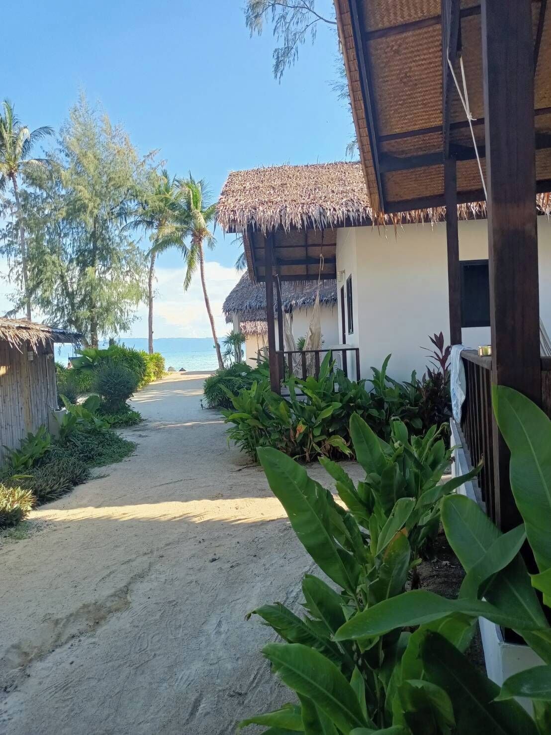 Large Bungalow | ลานระเบียง/นอกชาน