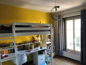 4 bedrooms