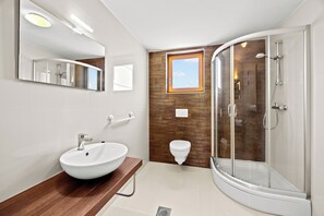 Dusche, Haartrockner, Handtücher, Seife