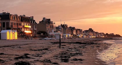 Aubinaise by the sea, 200m sea, 2 terraces, 3 bedrooms, private parking