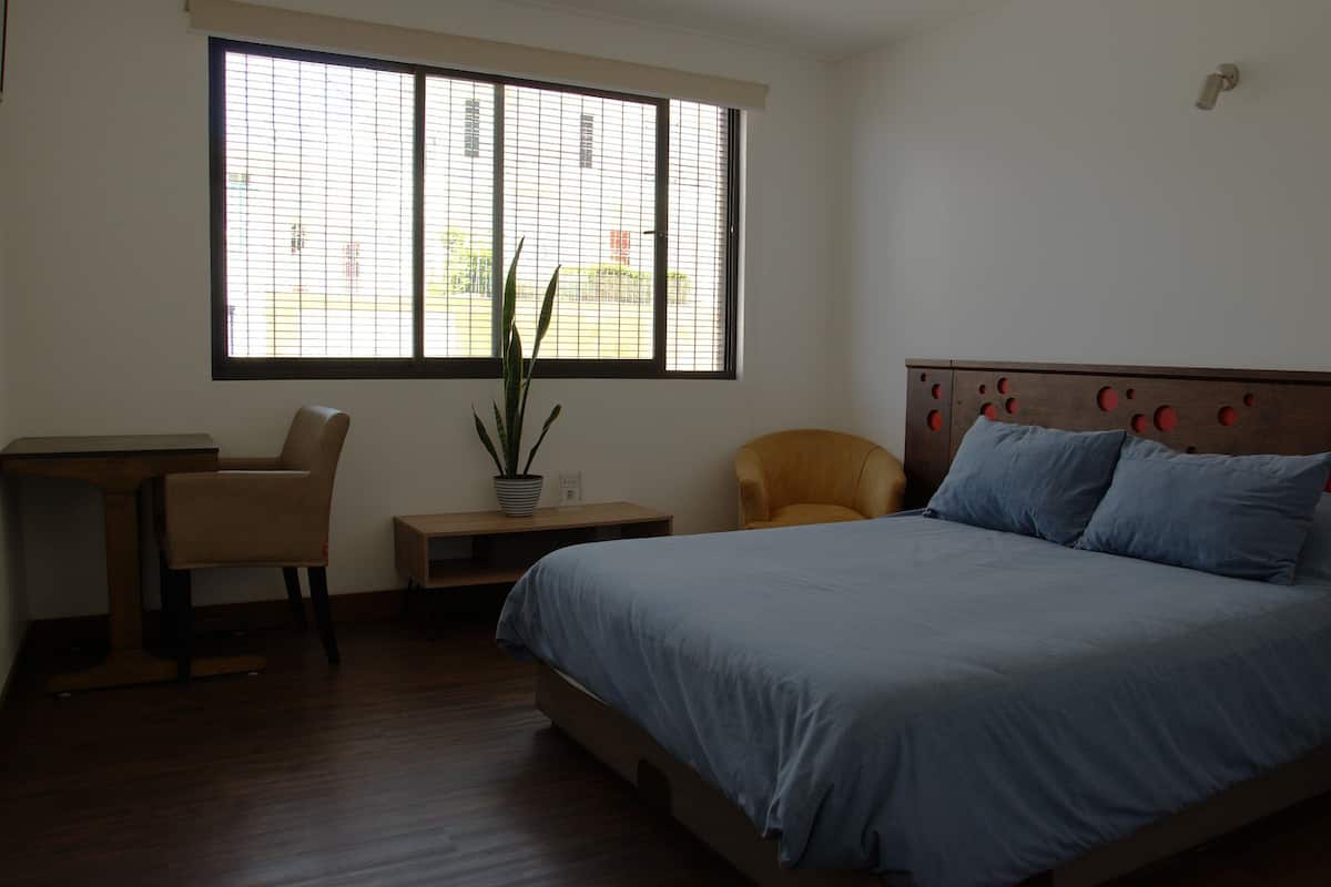 Habitación doble | Caja fuerte, wifi, ropa de cama