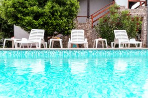 Utomhuspool