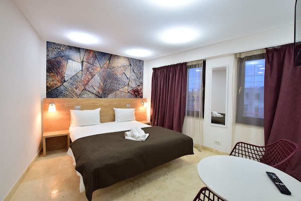 Standard Double Room | Iron/ironing board, free WiFi, bed sheets