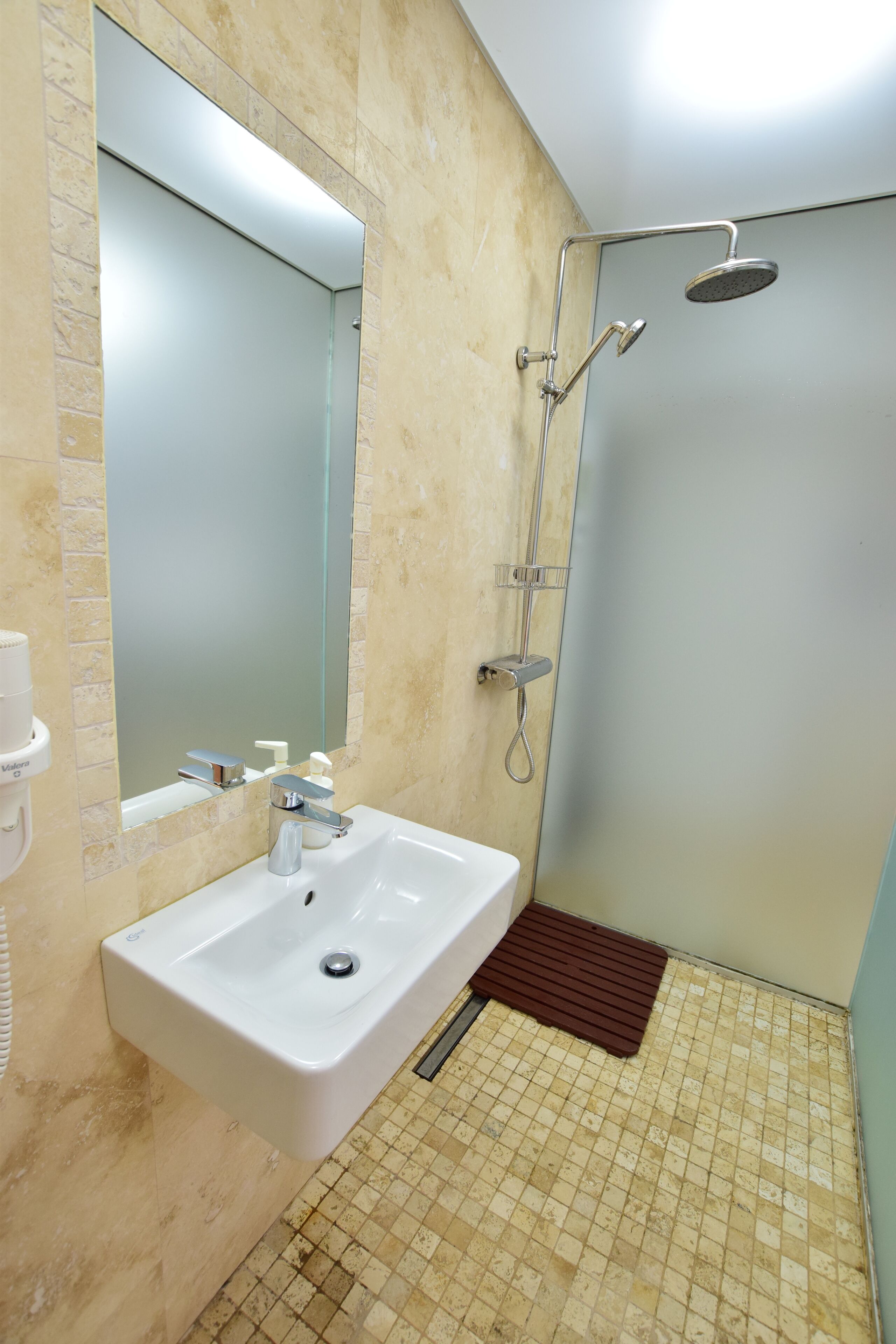 Photo - Dacia Residence Apartments