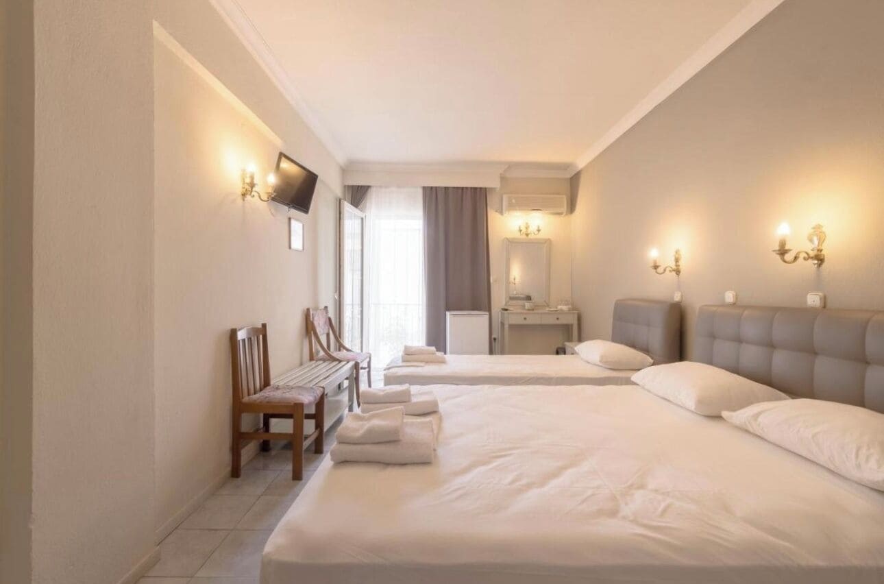 Standard Triple Room | Free WiFi, bed sheets