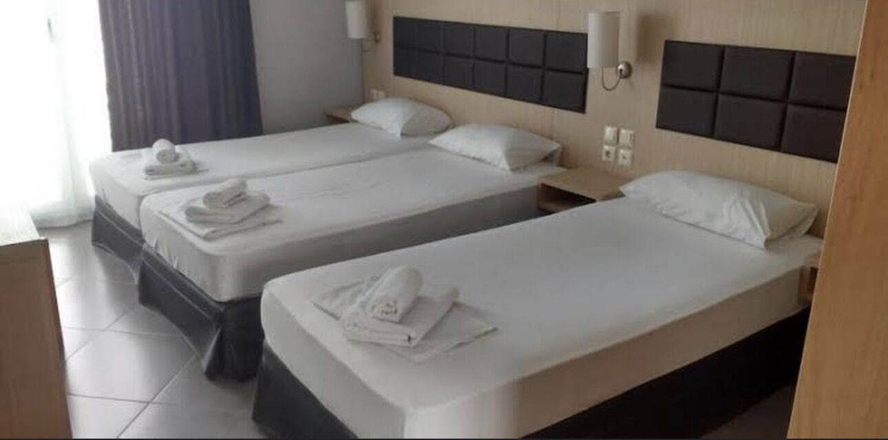 Standard Studio | Free WiFi, bed sheets