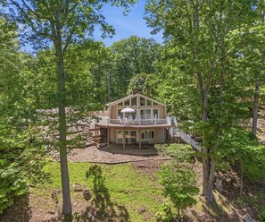 Exterior - DOCK RENOVATION COMPLETE! Cozy, Pet Friendly Lakefront Home!  Come Visit "Lake Lure"! (Huddleston)