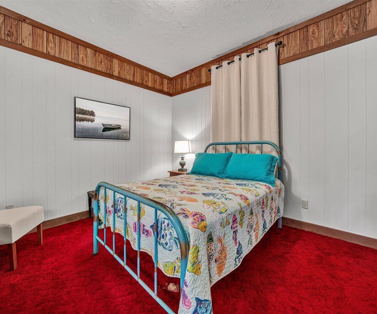 3 bedrooms, WiFi, bed sheets