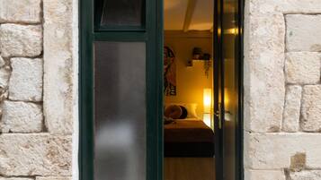 Standard Double Room Ground Floor (address: Naljeskoviceva 12) | Individually decorated, individually furnished, blackout drapes