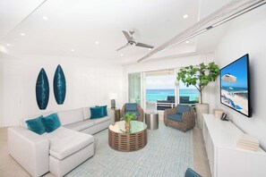 Smart TV, video games, DVD player - Rum Point Resort #404 (Seven Mile Beach)