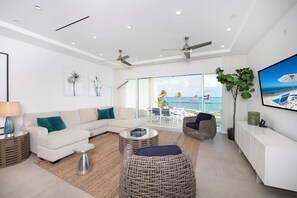 Smart TV, video games, DVD player - Rum Point Resort 206: Stay Longer for Less! (Seven Mile Beach)