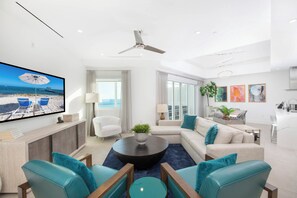 Smart TV, video games, DVD player - Rum Point Resort #503 Penthouse (Seven Mile Beach)