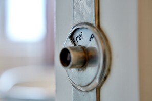 Miscellaneous - Sunny, bright "Holiday apartment 2" in a quiet, central location (Garmisch-Partenkirchen)