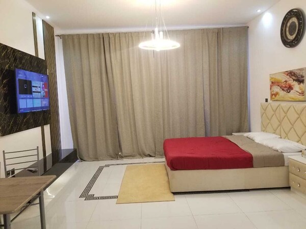 2-bedroom Town House - Dubai