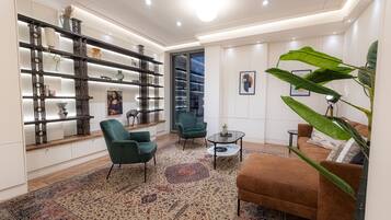 Apartment, 5 Bedrooms | Living area | 42-inch flat-screen TV with cable channels, TV