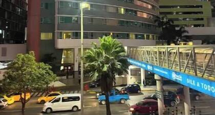 Quali-Fornia Modern Suite en Torres Del Sol 1