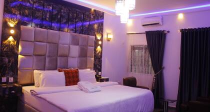 Eliana Elios Luxury Homes