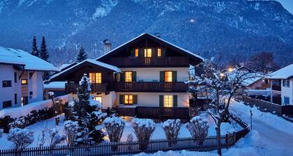 Sunny, comfortable "vacation apartment 4" for 2-4 people in a quiet, central location