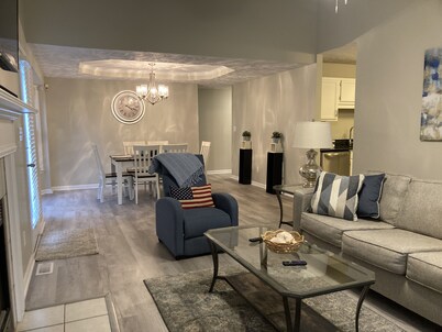 Creekside Hot Tub House