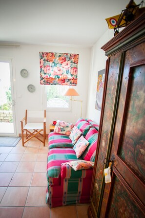 TV, fireplace, DVD player, ping pong - High-quality, tastefully decorated house by the sea. 4* label in 2024! Sleeps 4 (LA FORET FOUESNANT)