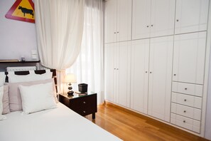 3 chambres, fer et planche à repasser, Wi-Fi gratuit