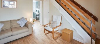 Host & Stay | Station Cottage