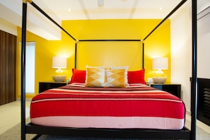 2 habitaciones, tabla de planchar con plancha, internet y ropa de cama