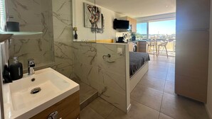 1 bedroom, iron/ironing board, WiFi - Naturist Village - Port-Nature 6 / Level 3 and harbour view (Agde)