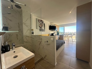 1 Schlafzimmer, Bügeleisen/Bügelbrett, WLAN