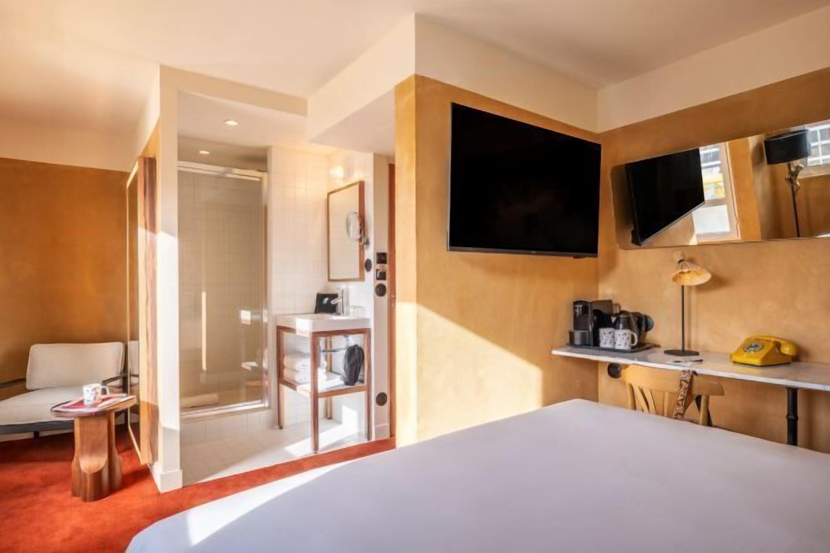 Een kluis op de kamer, geluiddichte muren, gratis wifi, beddengoed