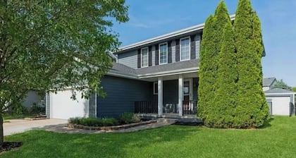 •Spacious 4 - bedroom 2 king beds•