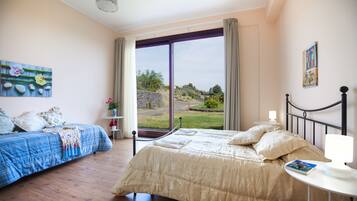 2 Schlafzimmer, BĂŒgeleisen/BĂŒgelbrett, Reisekinderbett, kostenloses WLAN