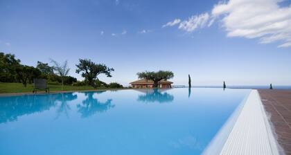 Villa Etnamare with Infinity pool between Mt Etna and the Jonian sea - Geranio