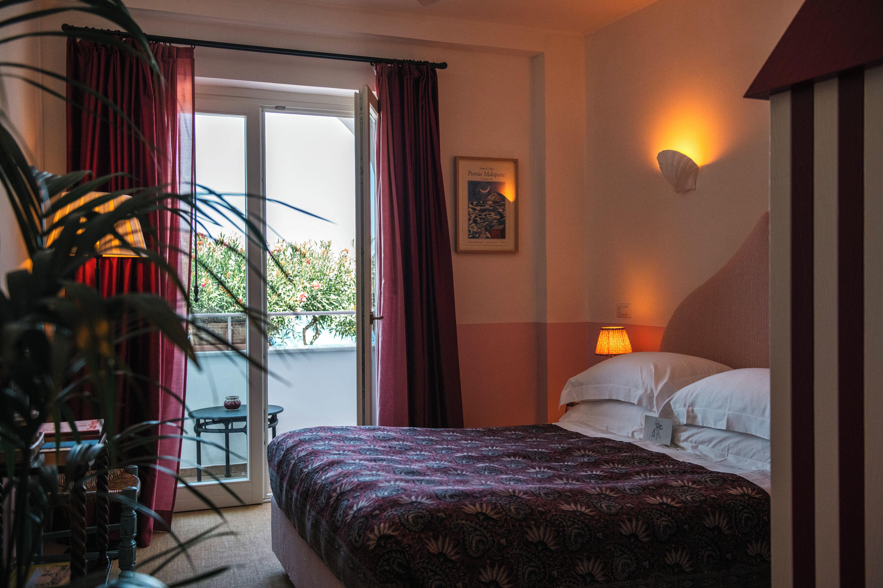 Chambre, vue mer (The Loggia) | Literie de qualité supérieure, couette en duvet d'oie