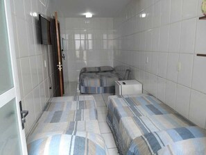 Chambre quadruple de base | Accès au Wi-Fi (inclus)