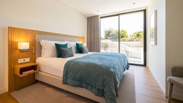 Superior Apartment, 2 Bedrooms | 1 bedroom, premium bedding, soundproofing, free WiFi