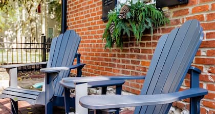 Historic headquarters of city founder! Gated parking!