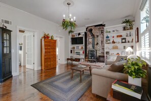 Älytelevisio, kirjoja