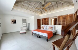 5 bedrooms, in-room safe, iron/ironing board, free WiFi