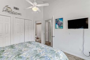 2 habitaciones, tabla de planchar con plancha y wifi gratis 