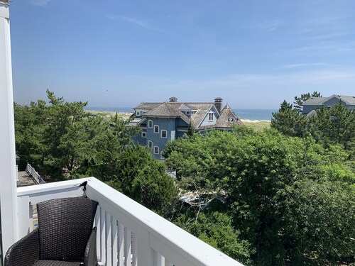 Unique 6 Bedroom Beach-Block Jersey Shore House w/pool & hot tub