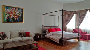 7 bedrooms, bed sheets - Retreat @Balik Pulau with private swimming pool and basketball court,up to 12pax (Balik Pulau)