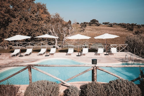 5 minutes from the sea, panoramic terrace and swimming pool - The cugnolo wagon