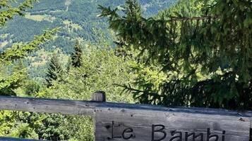 Enceinte de lâhĂ©bergement