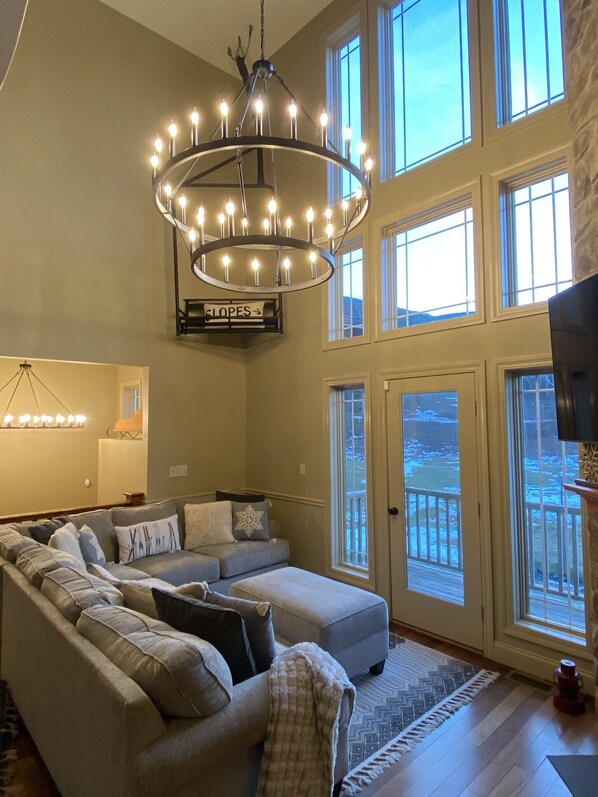 Téléviseur connecté, foyer