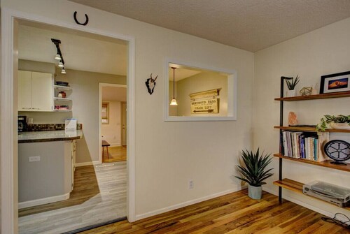 Sunset Home | Near Foothills Trails • Pet Friendly • Fenced Yard • Office • Near Hyde Park & Whitewater Park