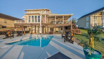 Ulkouima-allas, lämmitetty uima-allas